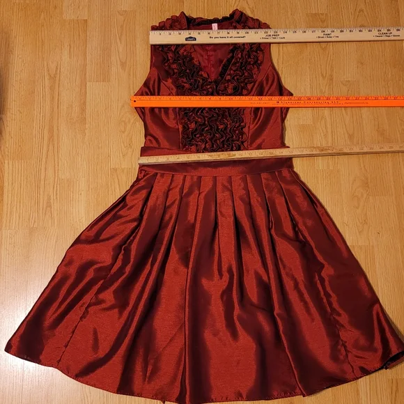 Jessica Howard Ruffle Dress. - Picture 9 of 13